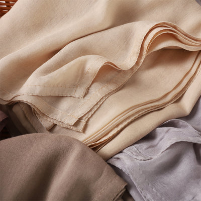 A Guide to Caring for Your Linen Clothing: Tips for Longevity and Freshness