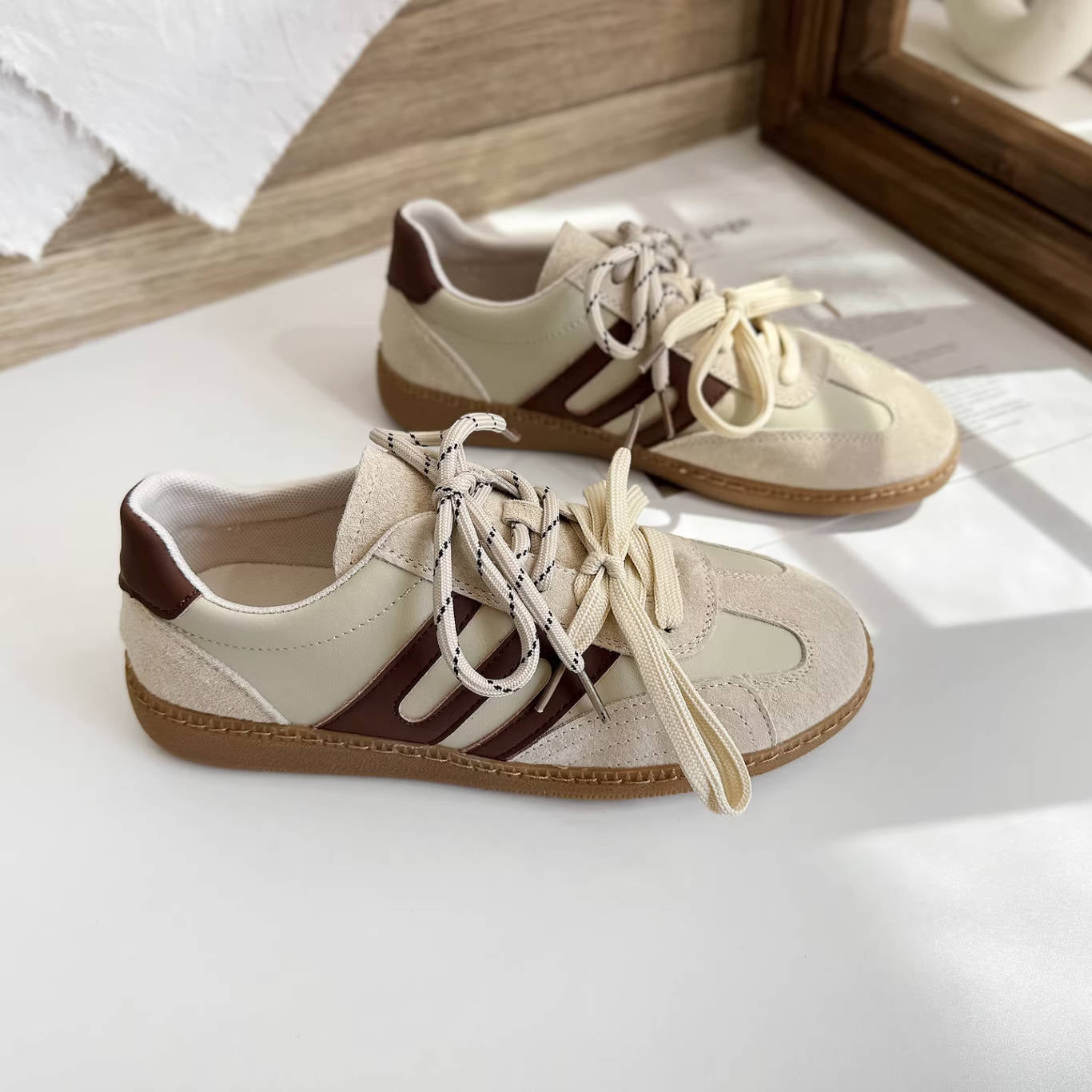 Retro Autumn Leather Patchwork Double Lace-Up Sneakers