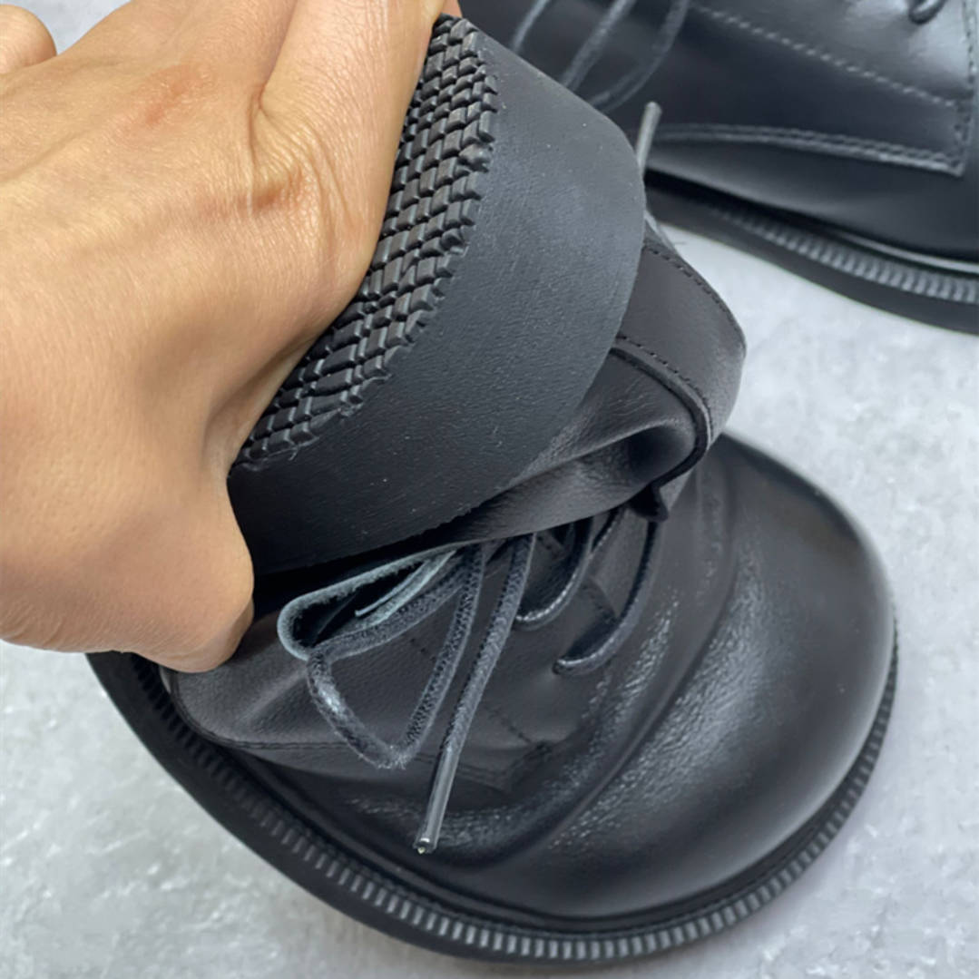 Retro Leather Wide Toe Soft Sole Lace-Up Flat Everyday Shoes