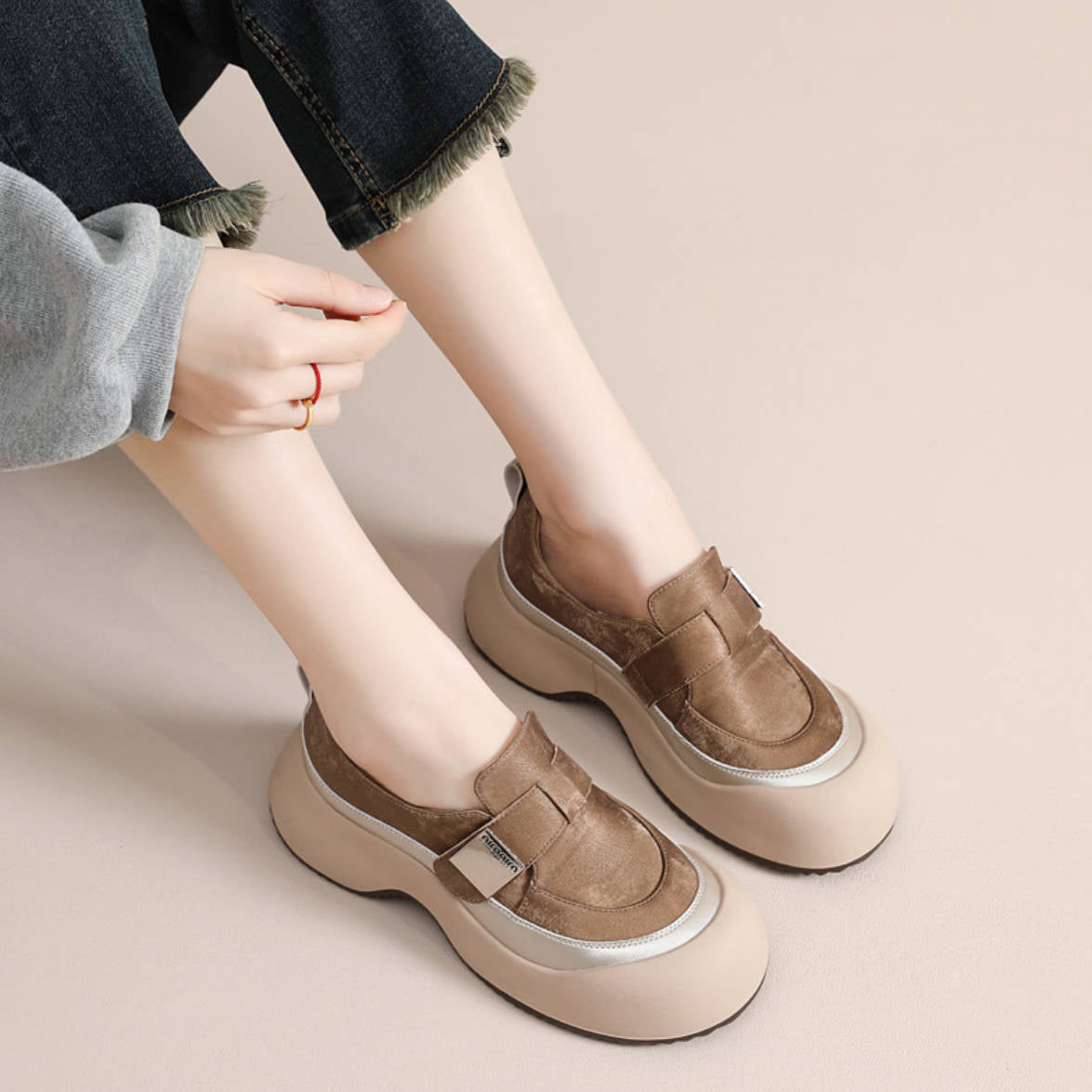 Casual Leather Thick Soft Sole Versatile Everyday Flat Shoes