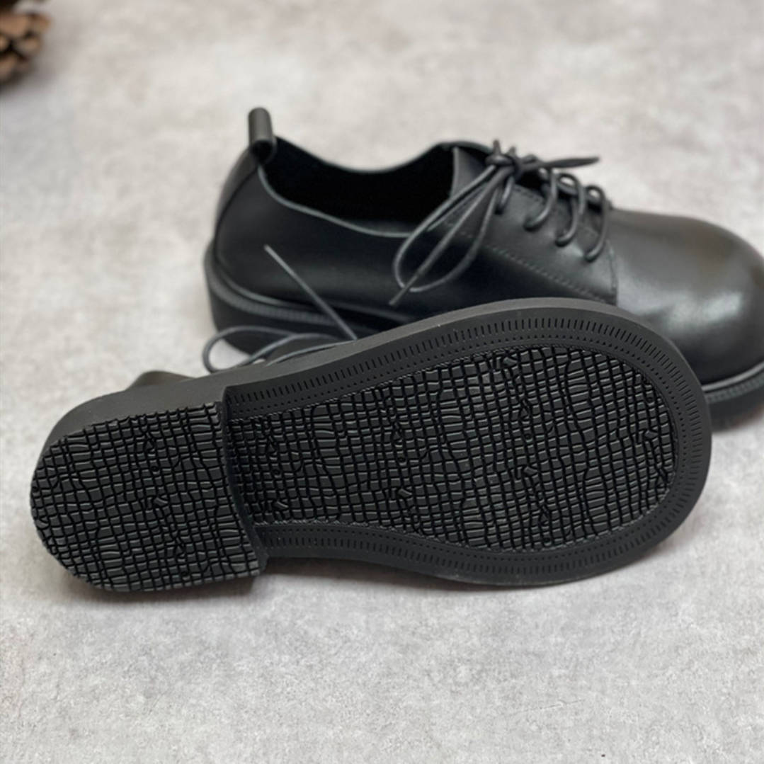 Retro Leather Wide Toe Soft Sole Lace-Up Flat Everyday Shoes