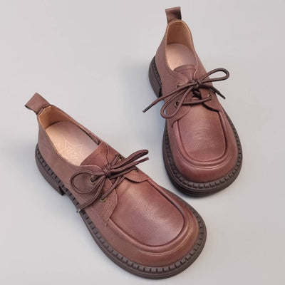 Chaussures rétro à enfiler, en cuir, bout large, semelle souple et épaisse, à lacets.