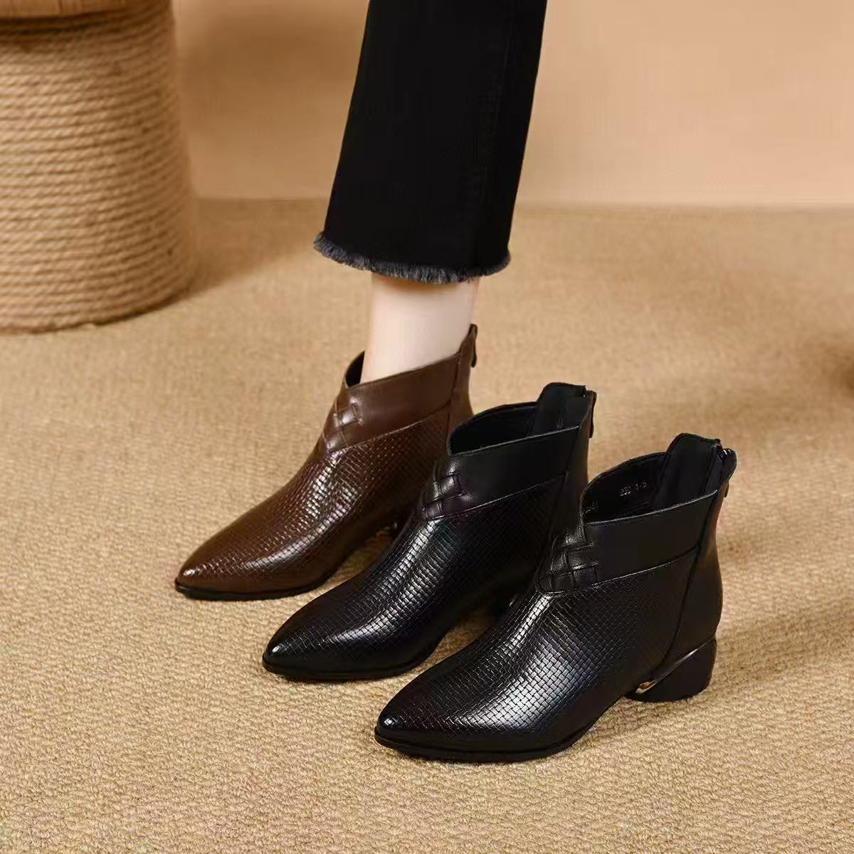 Top Leather Retro Pointed Toe Chunky Zipper Ankle Boots