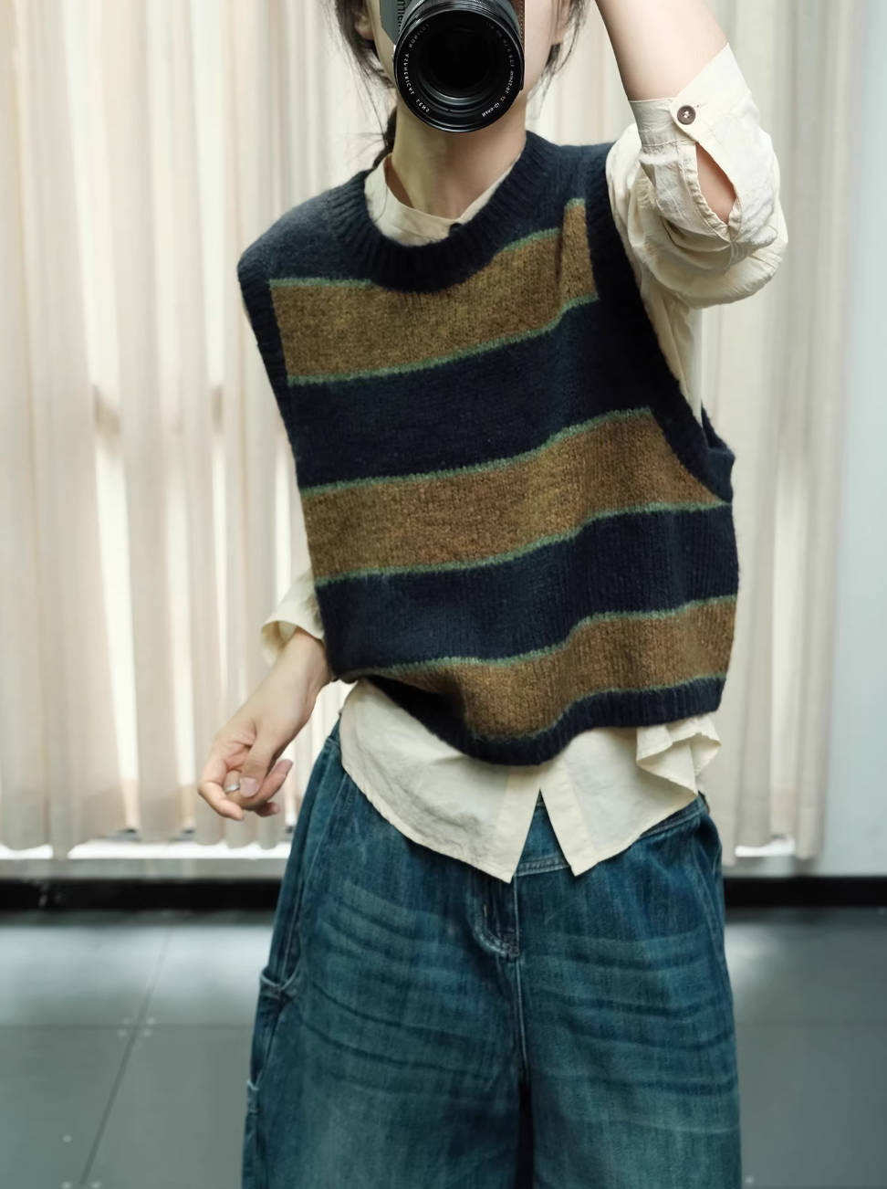 Women Warm Wool Knit Round Neck Sleeveless Sweater Vest