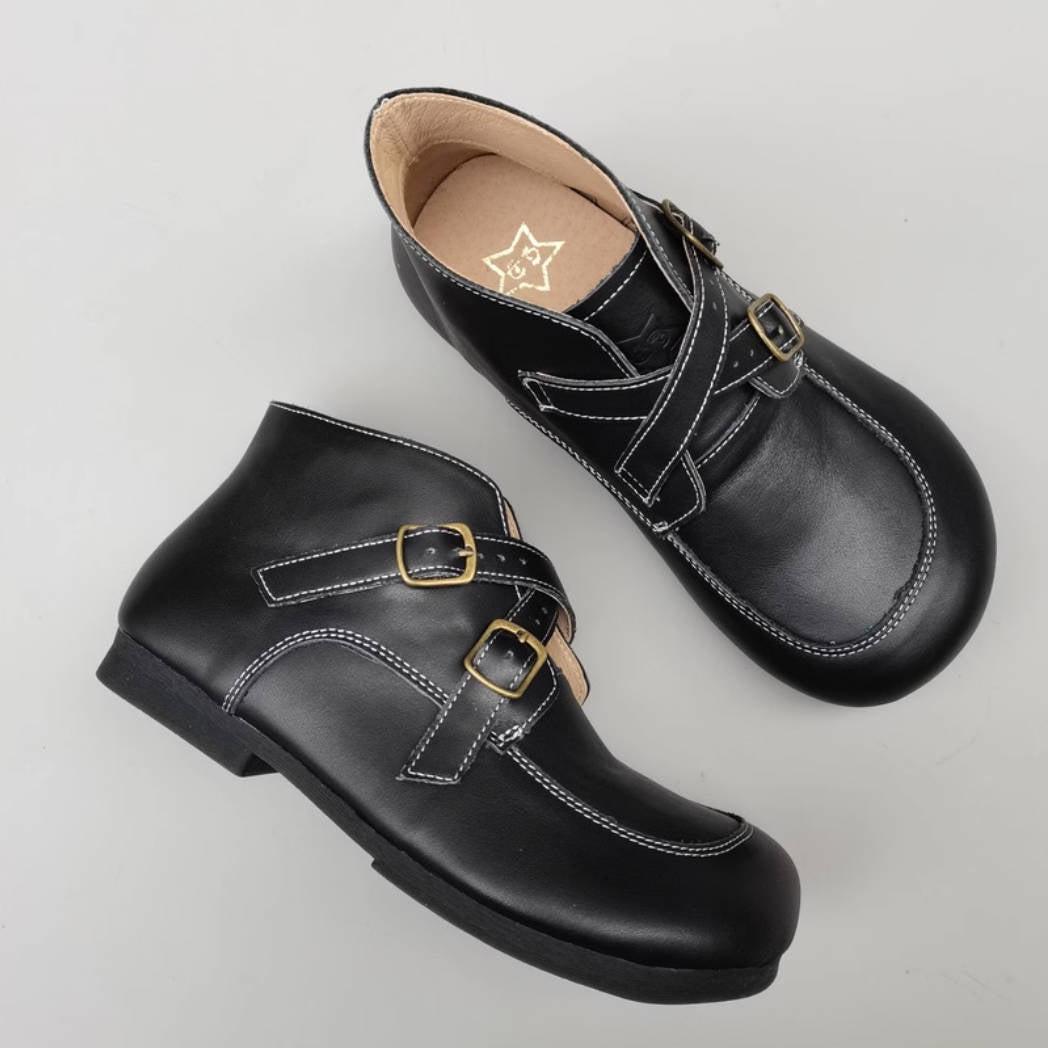 Vintage Leather Wide Toe Soft Flat Sole Crossing Straped Ankle Boots