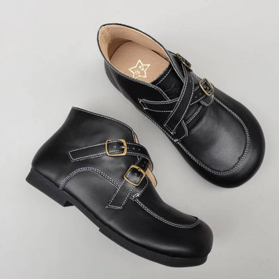 Vintage Leather Wide Toe Soft Flat Sole Crossing Straped Ankle Boots