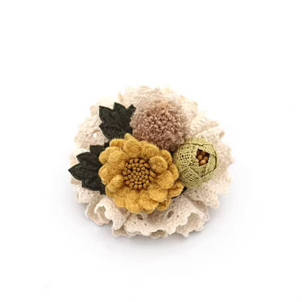 Cute Cotton Knitted Lace Flowers Brooch