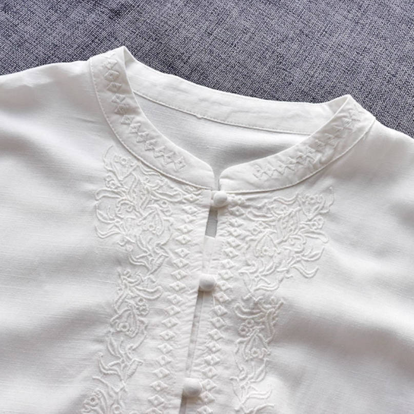 Autumn Retro Round Neck Embroidered Loose Long Sleeves Shirts