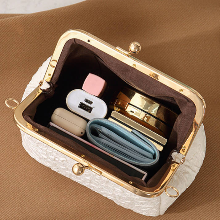 Elegant Mini Crinkled Shell Bag Pearl Clutch Bag