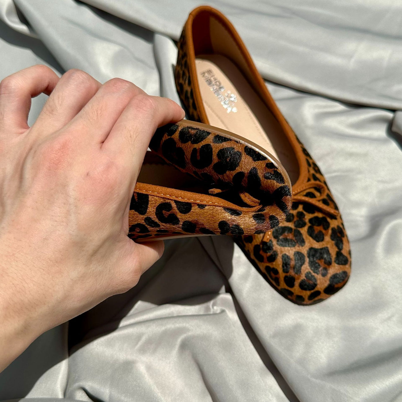 Genuine Leather Soft Sole Round Toe Leopard Print Ballet Flats Shoes
