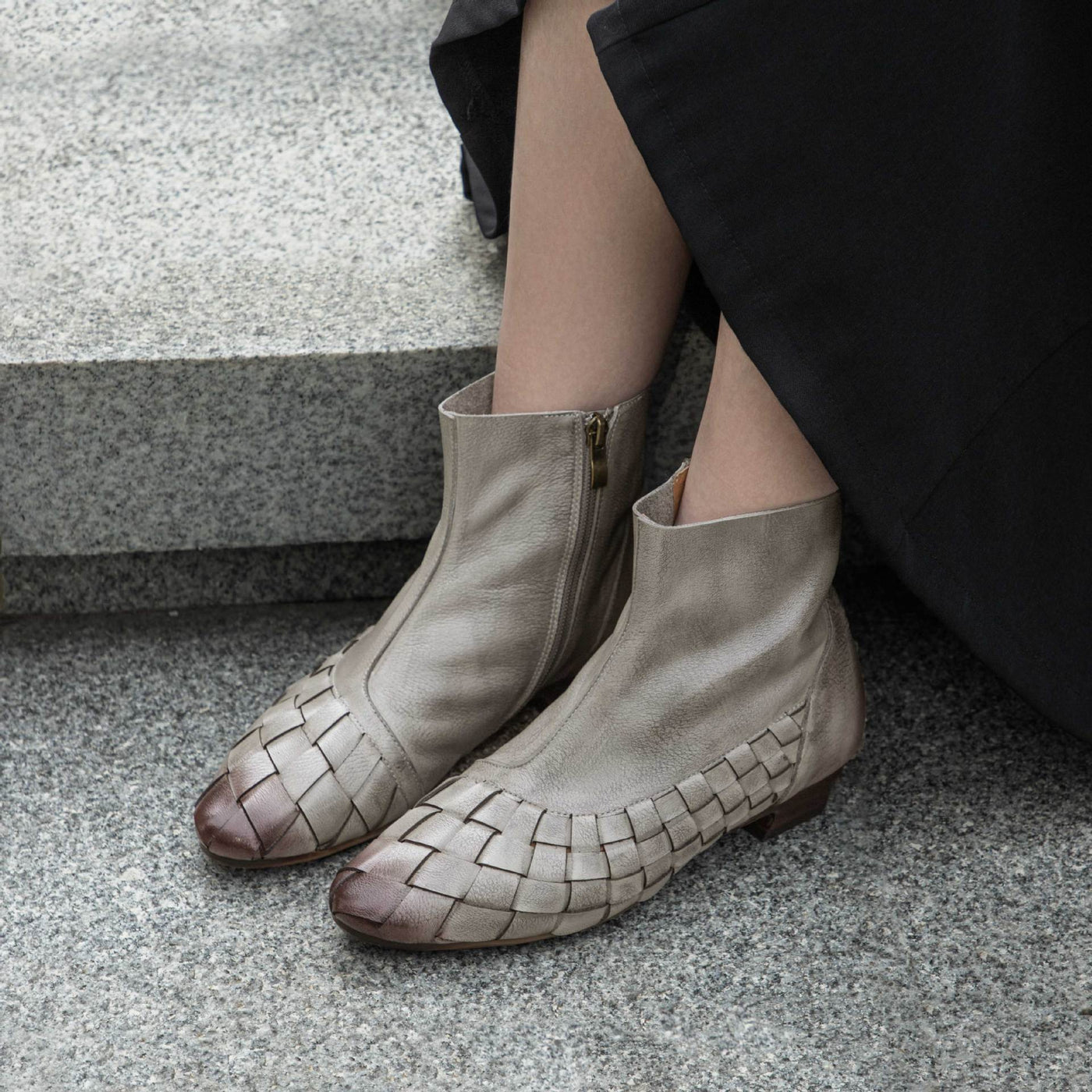 Leather Elegant Pointed Toe Woven Dyed Cowhide Ankle Boots