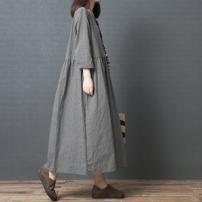 Round Neck Cotton Linen Black Plaid Long Sleeves Loose Dress