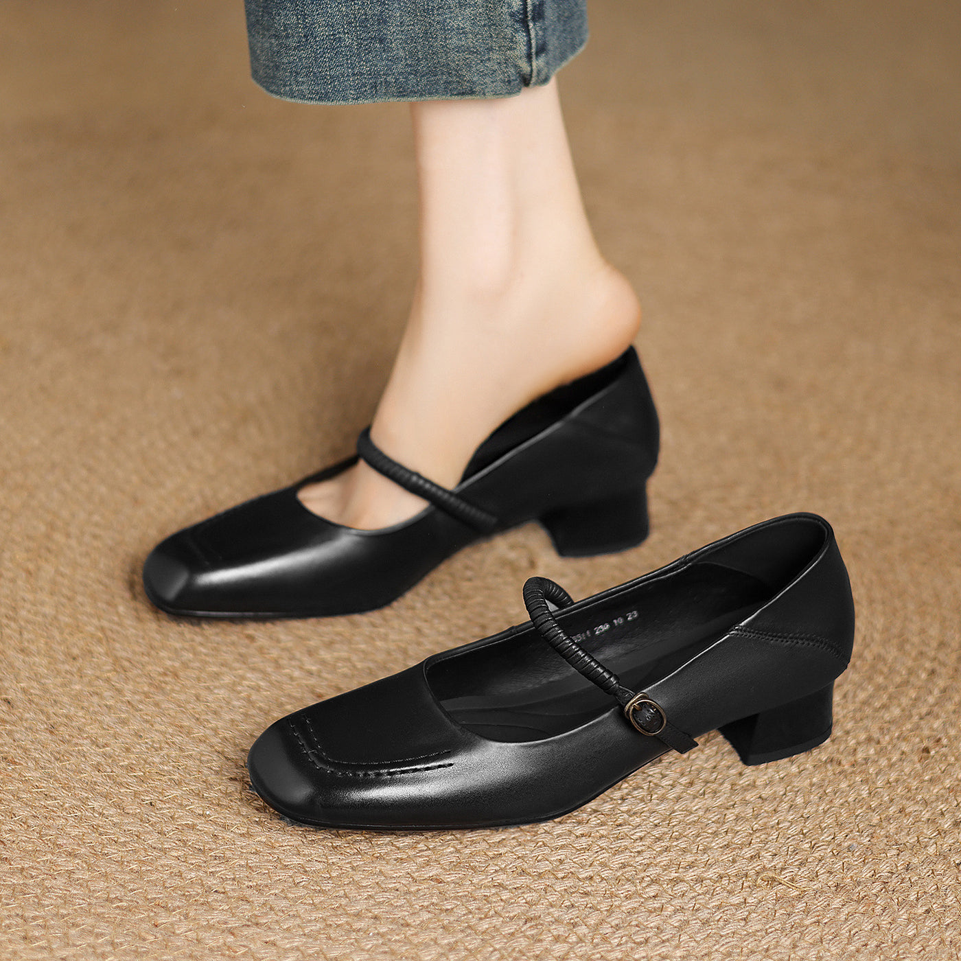 Vintage Leather Square Toe One Straped Chunky Shoes