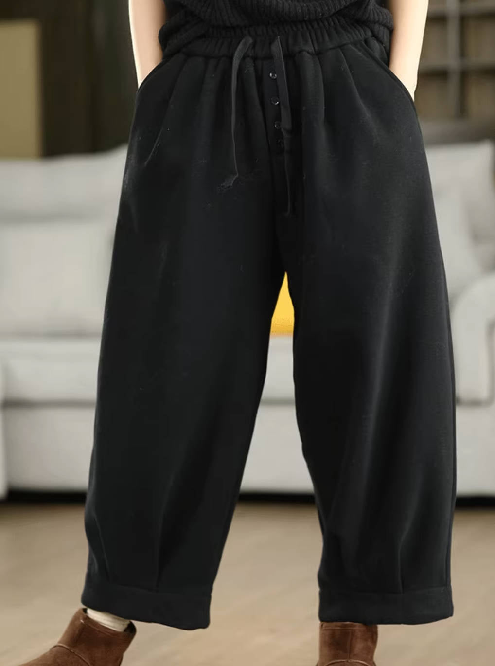 Pantalones de invierno de algodón grueso con cintura elástica y cordones de felpa, holgados y cálidos.
