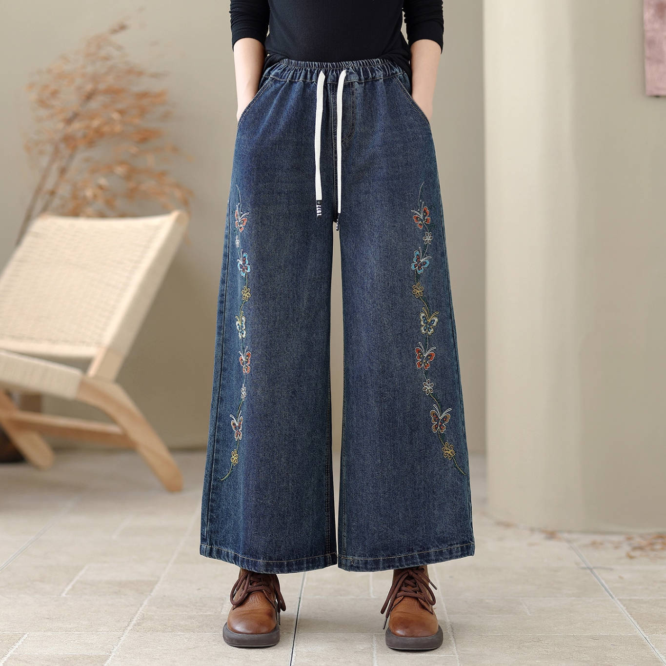 Denim Embroidered Loose Wide Legs Elastic Waist Lace-Up Jeans