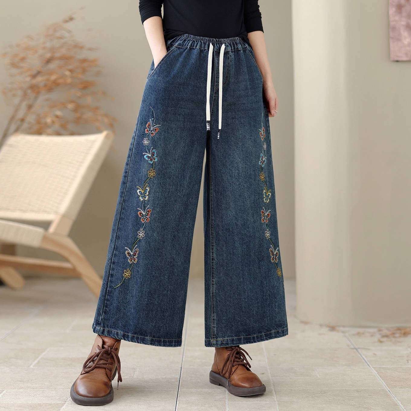Denim Embroidered Loose Wide Legs Elastic Waist Lace-Up Jeans