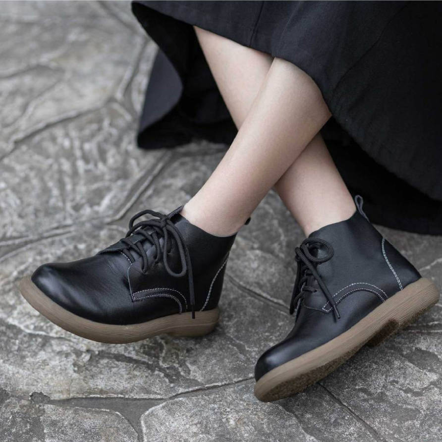Trendy Genuine Leather Round Toe Soft Sole Lace-Up Boots