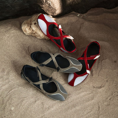 Casual Leather Mesh Closed Toe Crossing Sports Slip-On Shoes