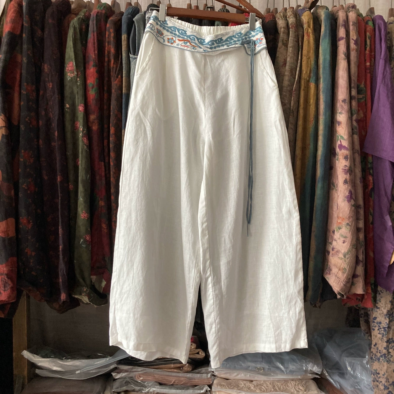 Summer Retro White Linen Embroidered Loose Tassel Pants