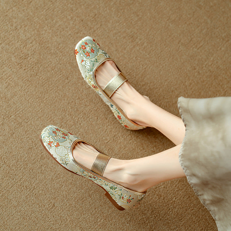 Women Ethnic Style Retro Handmade Embroidered Flat Ballet Shoes