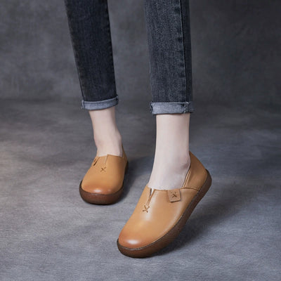 Babakud Women Spring Retro Leather Slip-On Soft Sole Casual Shoes