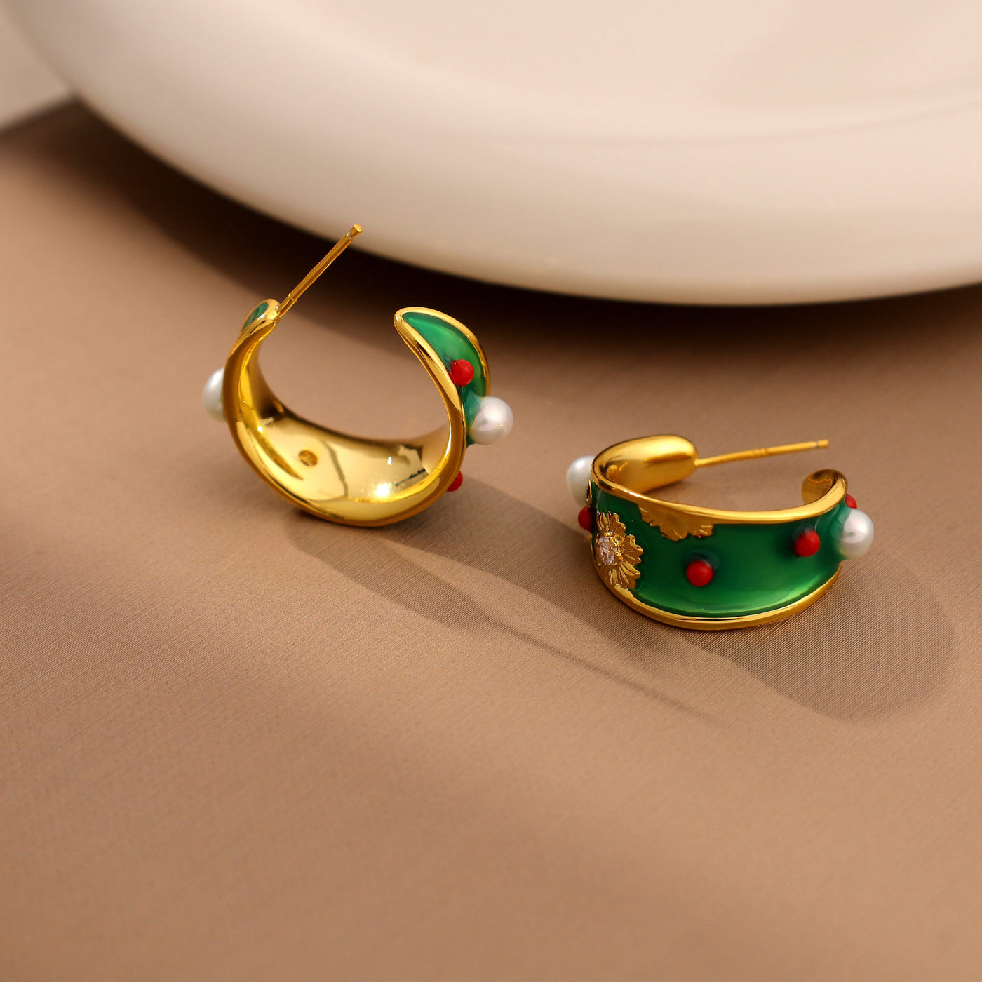 Babakud Women Retro Green Enamel Floral Earrings with Pearls