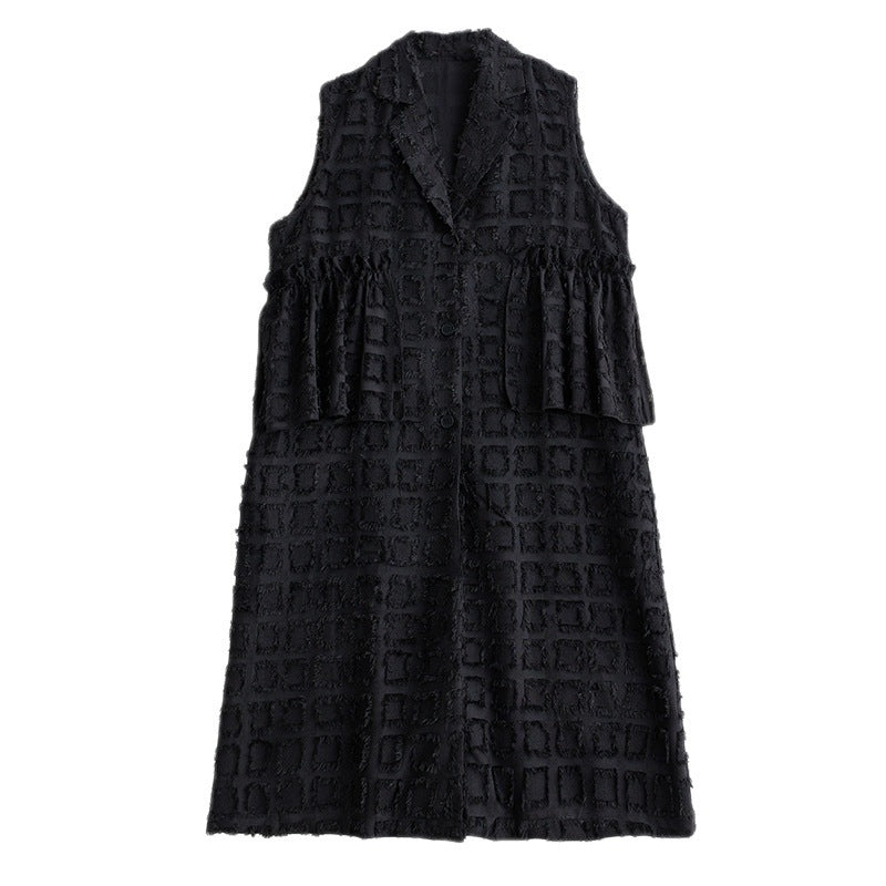 Ladies Stylish Ruffled Lapel Textured Fringed Sleeveless Jacket
