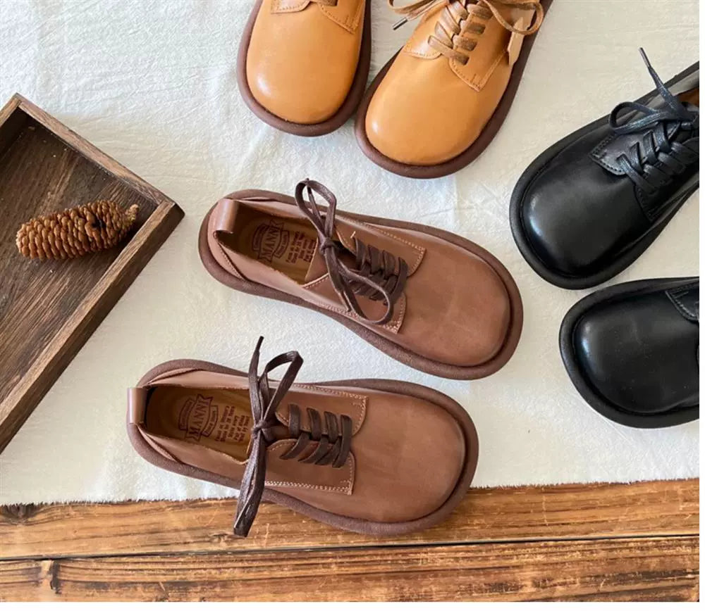 Women Retro Leather Soft Thick Sole Round Toe Lace-Up Shoes