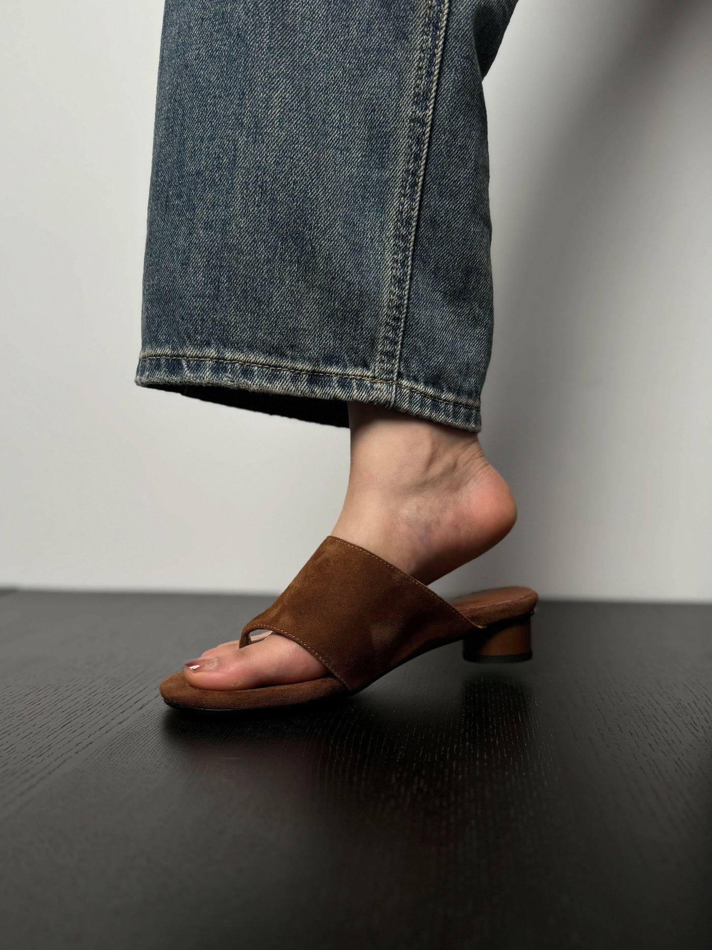 Summer Sheepskin Leather Sueded Chunky Flip-Flops Shoes