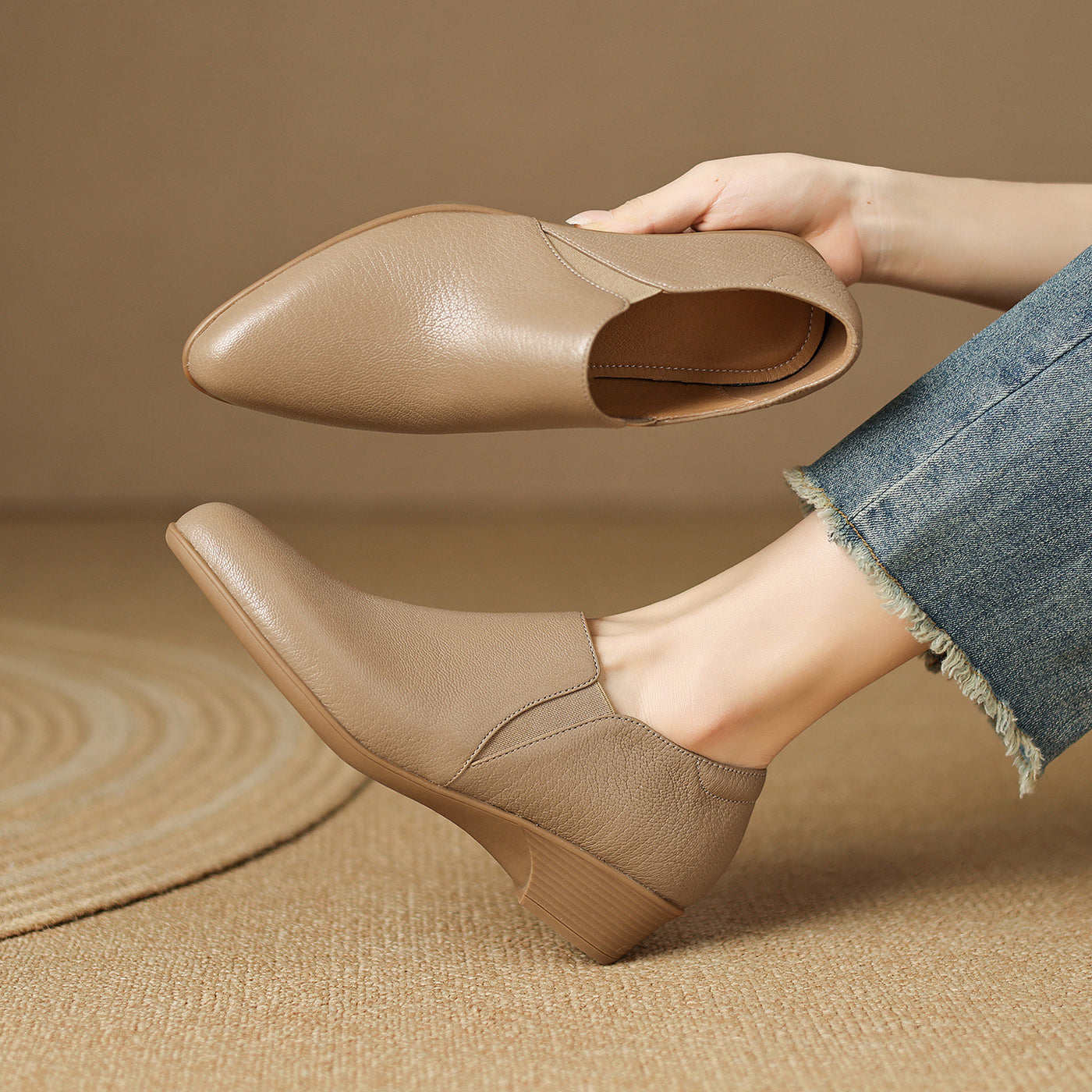 Autumn Sheepskin Leather Pointed Toe Elastic Slip-On Shoes