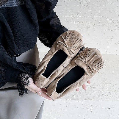 Women Retro Sheepskin Leather Round Toe Bow Tassel Soft Shoes