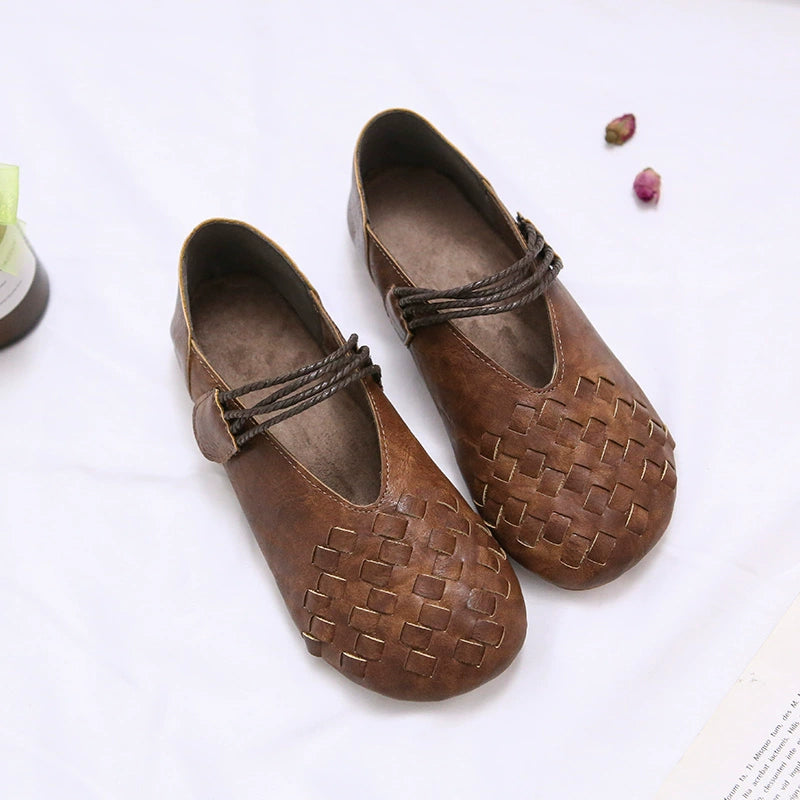 Women Casual Retro Woven Round Toe Flat Sole Velcro Sandals