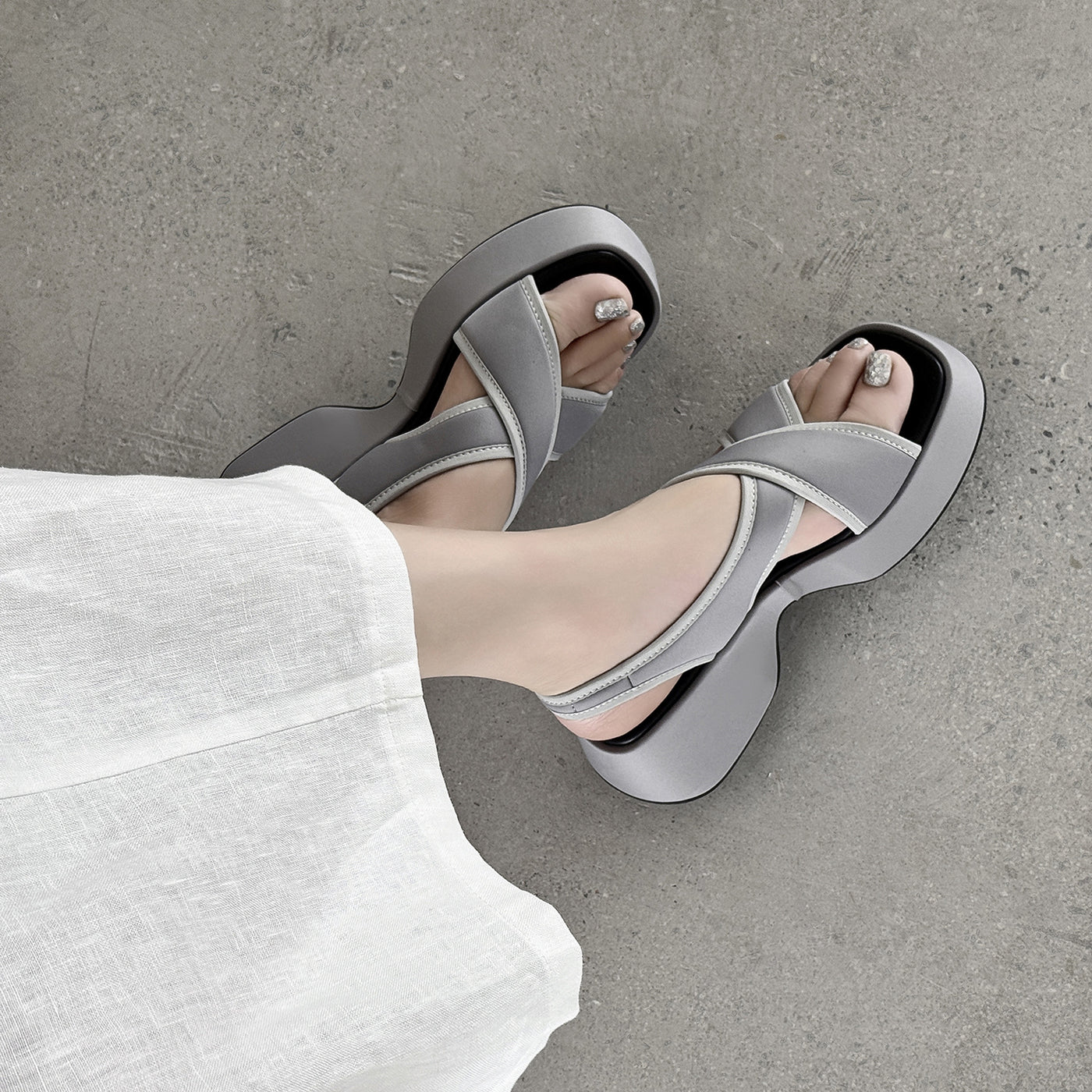 Summer Comfortable Lycra Platform Crossover Strap Sandals