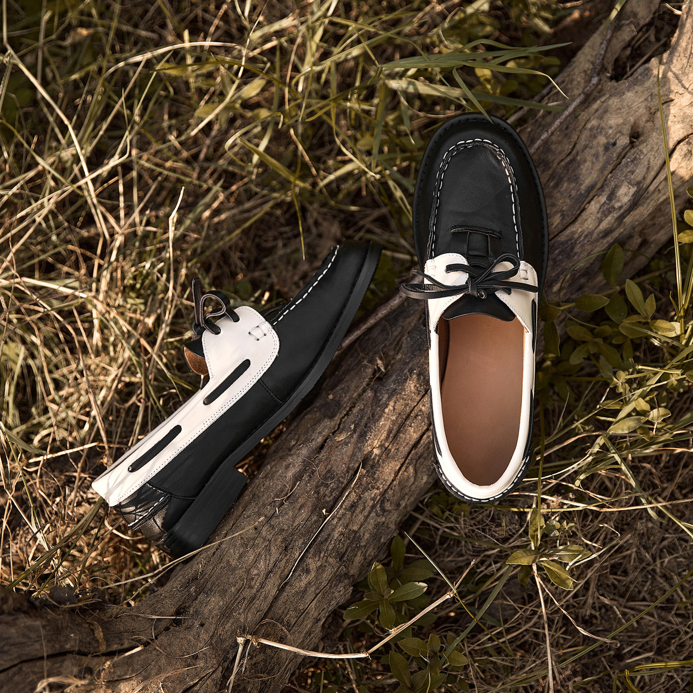 Retro Leather Closed Toe Patchwork Lace-Up Slip-On Flats