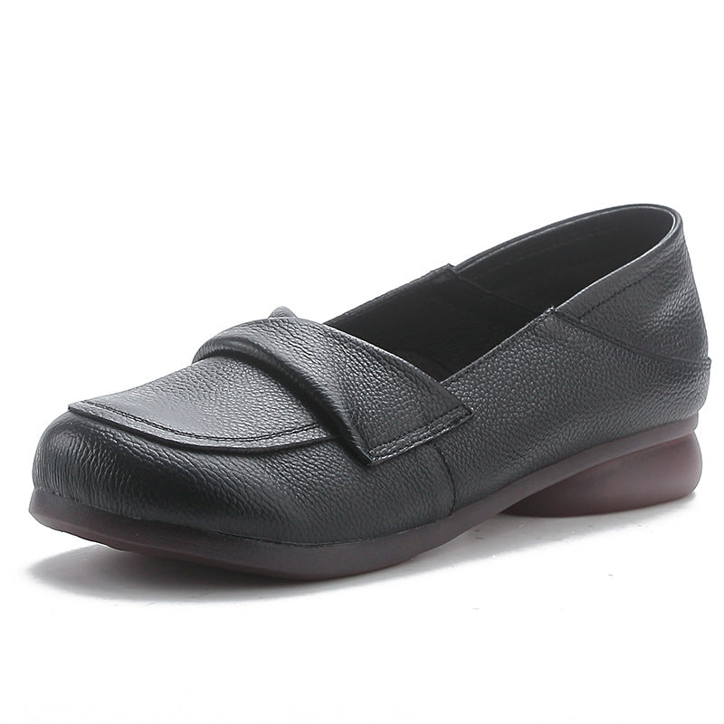 Women Retro Fashionable Leather Soft Flat Sole Shoes