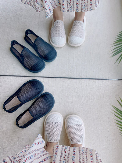 Breathable Lightweight Soft-Soled Mesh Slip-On Shoes for Women