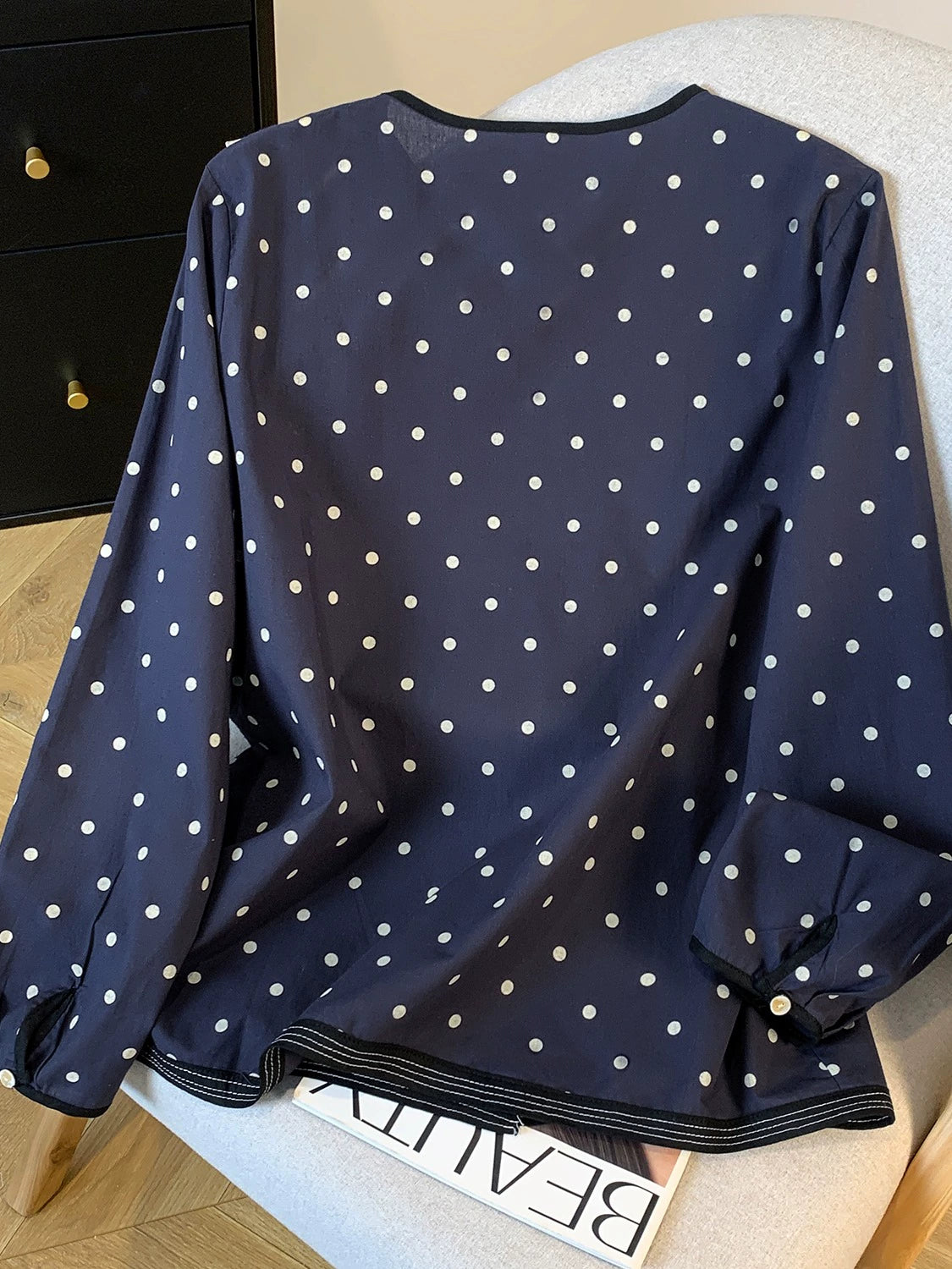 Women Autumn Cotton Round Neck Polka Dot Single-Breasted Shirt