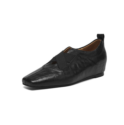 Retro Sheepskin Leather Square Toe Crossing Straped Shoes