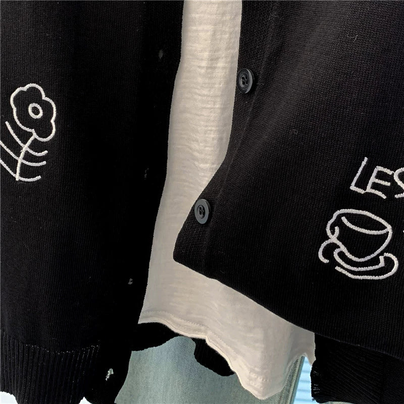 Women Retro Cute Knitted Embroidered Round Neck Cardigans