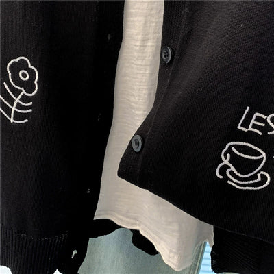 Women Retro Cute Knitted Embroidered Round Neck Cardigans