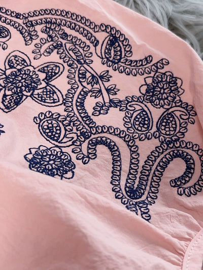 Women Retro Autumn Cotton Round Neck Embroidered Shirt