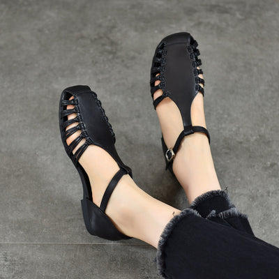 Women Retro Leather Breathable Soft Flat Sole Closed Toe Sandals