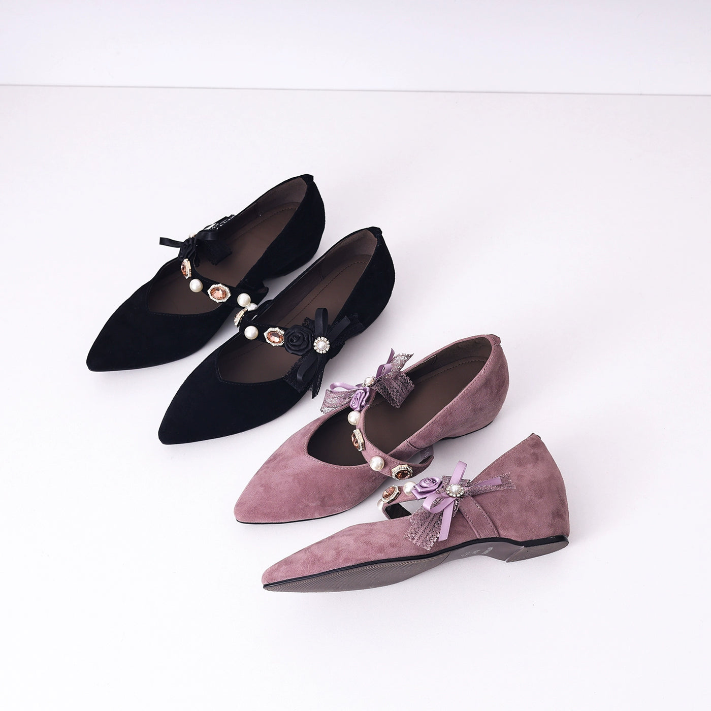 Women Elegant Sheepskin Leather Pointed Toe One Straped Shoes