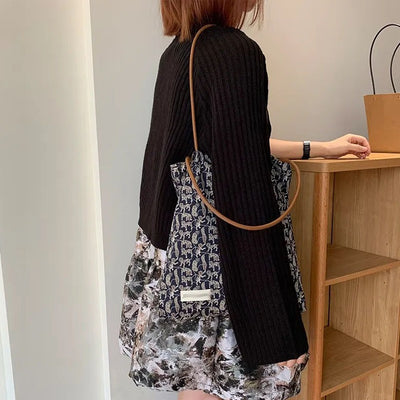 Retro Cheetah Fashionable Canvas Bag Single Shoulder Bag