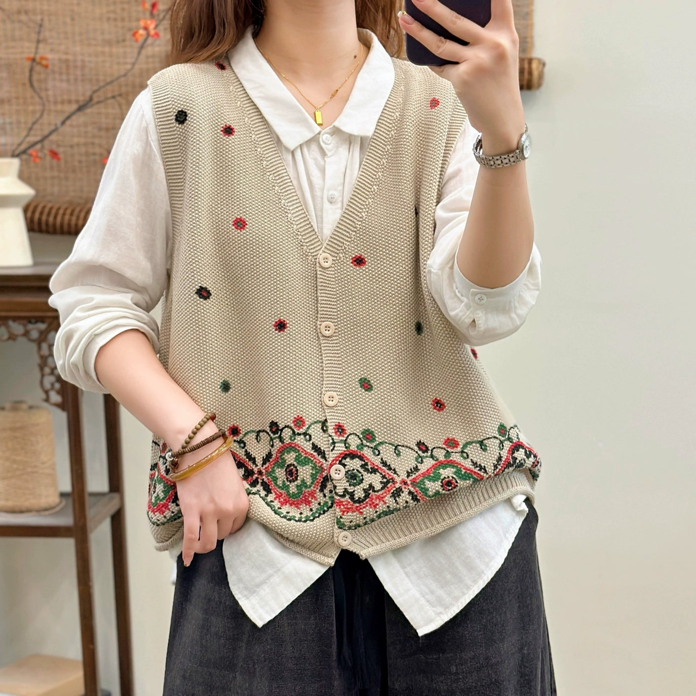 Women Autumn Cotton V-Neck Embroidered Loose Cardigans