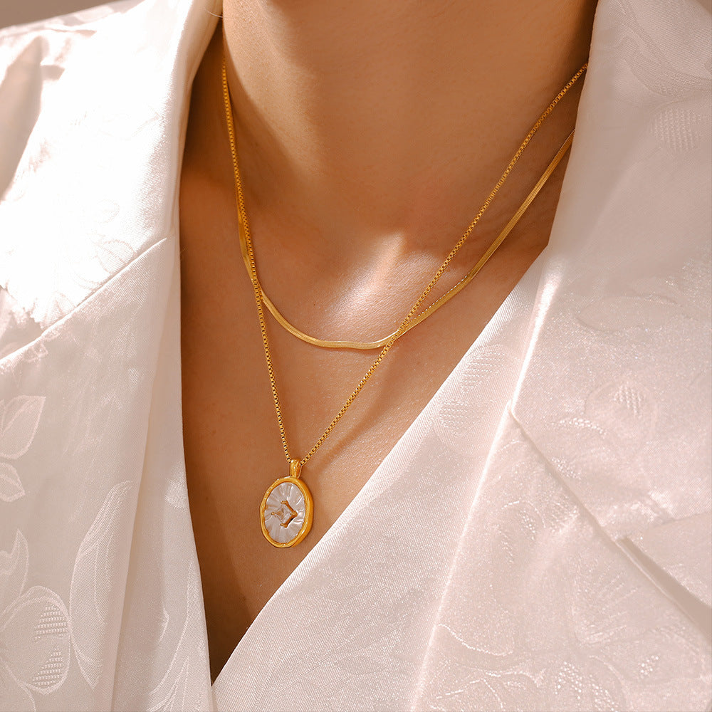 Vintage Oval Pendant Necklace Mother Of Pearl Zircon 18K Vintage Oval Pendant Necklace Mother Of Pearl Zircon 18K