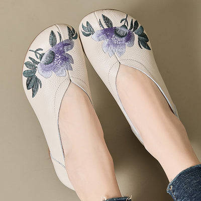 Ethnic Style Retro Genuine Leather Floral Embroidered Heeled Shoes