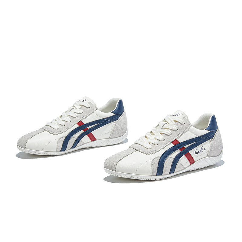 Women Casual Leather Soft Flat Sole Versatile Sneakers