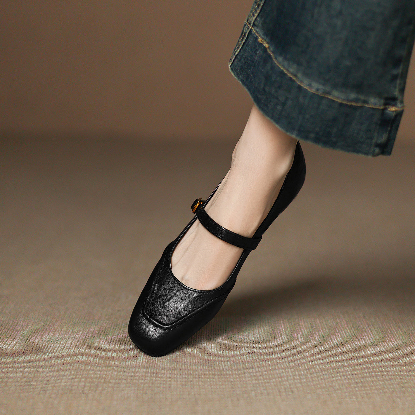 Babakud Vintage Sheepskin Leather Shallow One Straped Shoes