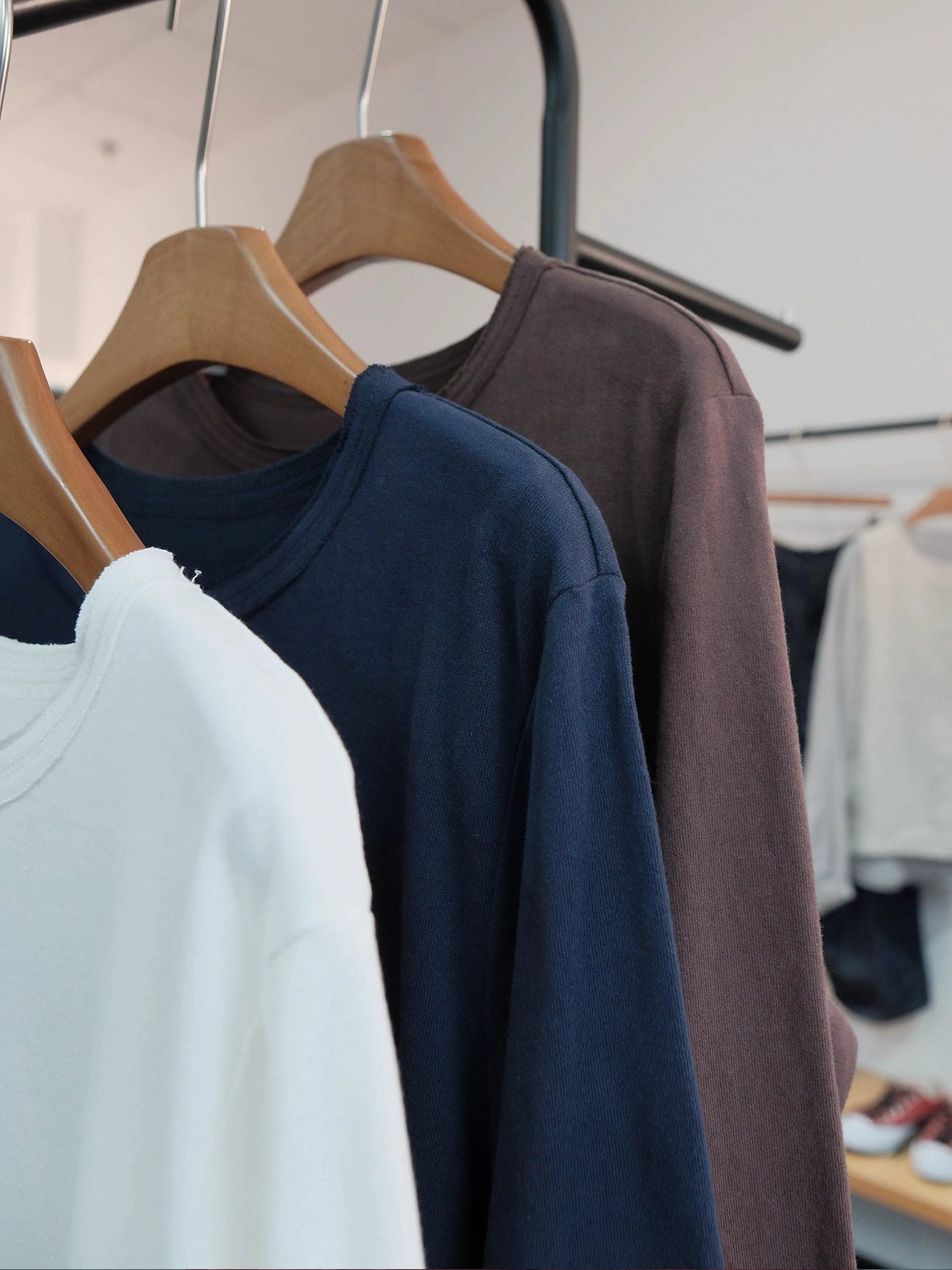 Babakud Retro Cotton Round Neck Scalloped Edge Tops